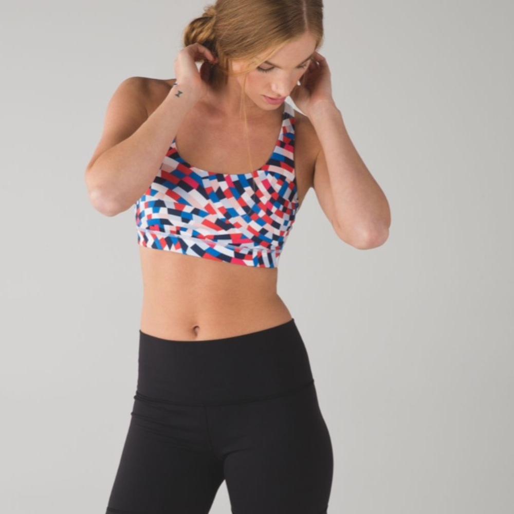 lululemon Energy Bra in Capoeira Multi/Whi…
